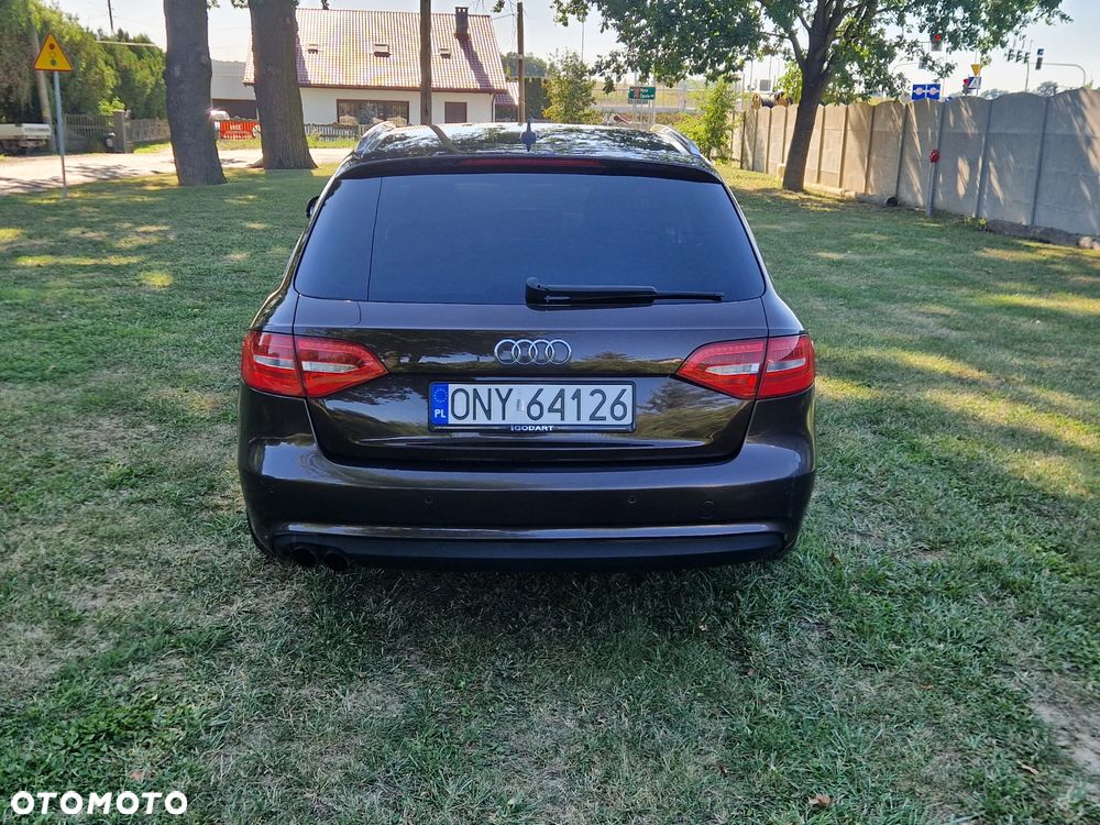 Audi A4 Avant - 6