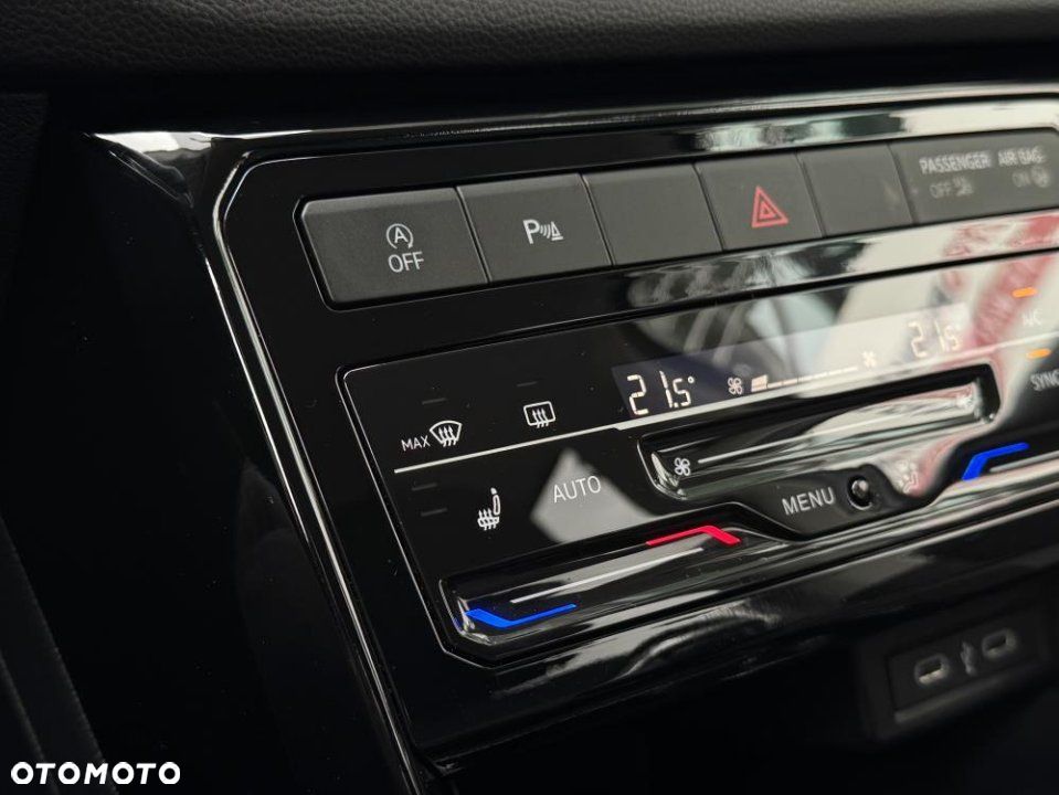 Volkswagen T-Cross - 18