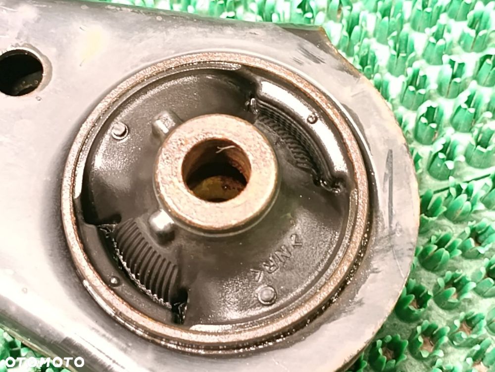 TOYOTA PRIUS 4 1.8h 16-23r Wahacz Przód Prawy Lewy - 4