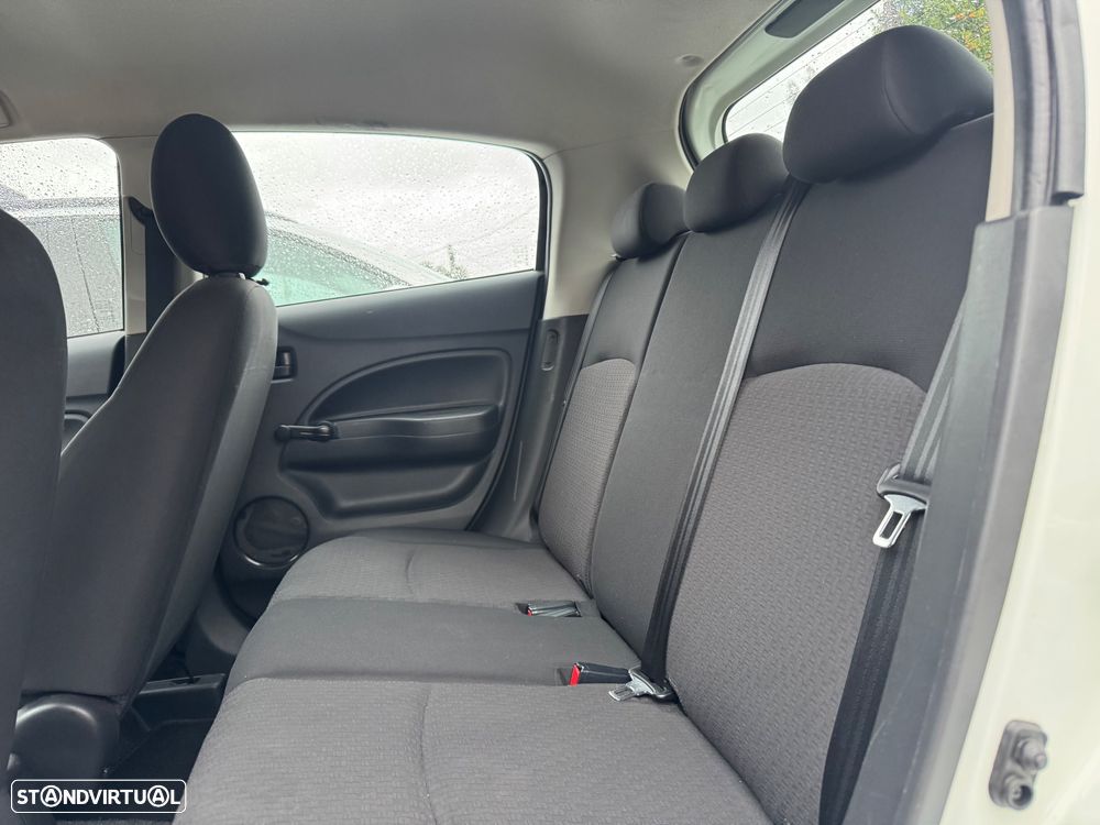 Mitsubishi Space Star 1.0 - 10