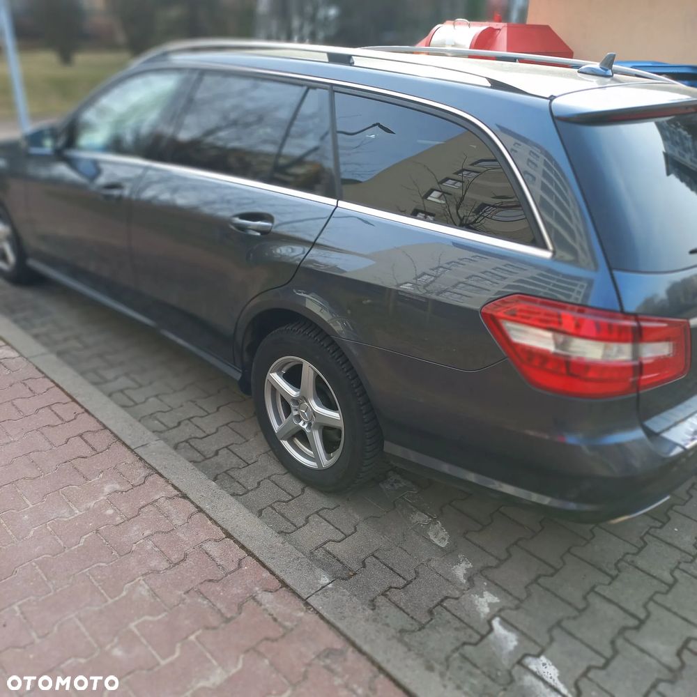 Mercedes-Benz Klasa E 220 CDI DPF BlueEFFICIENCY Automatik - 5