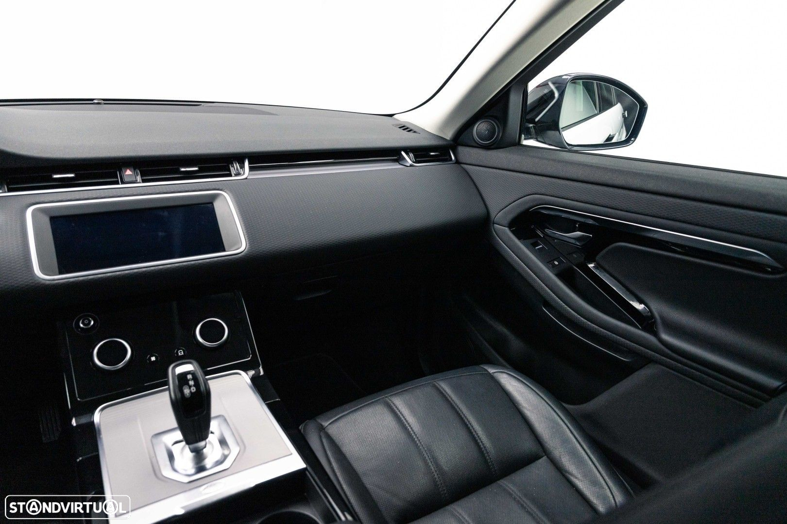 Land Rover Range Rover Evoque 1.5 P300e AWD SE Auto - 10