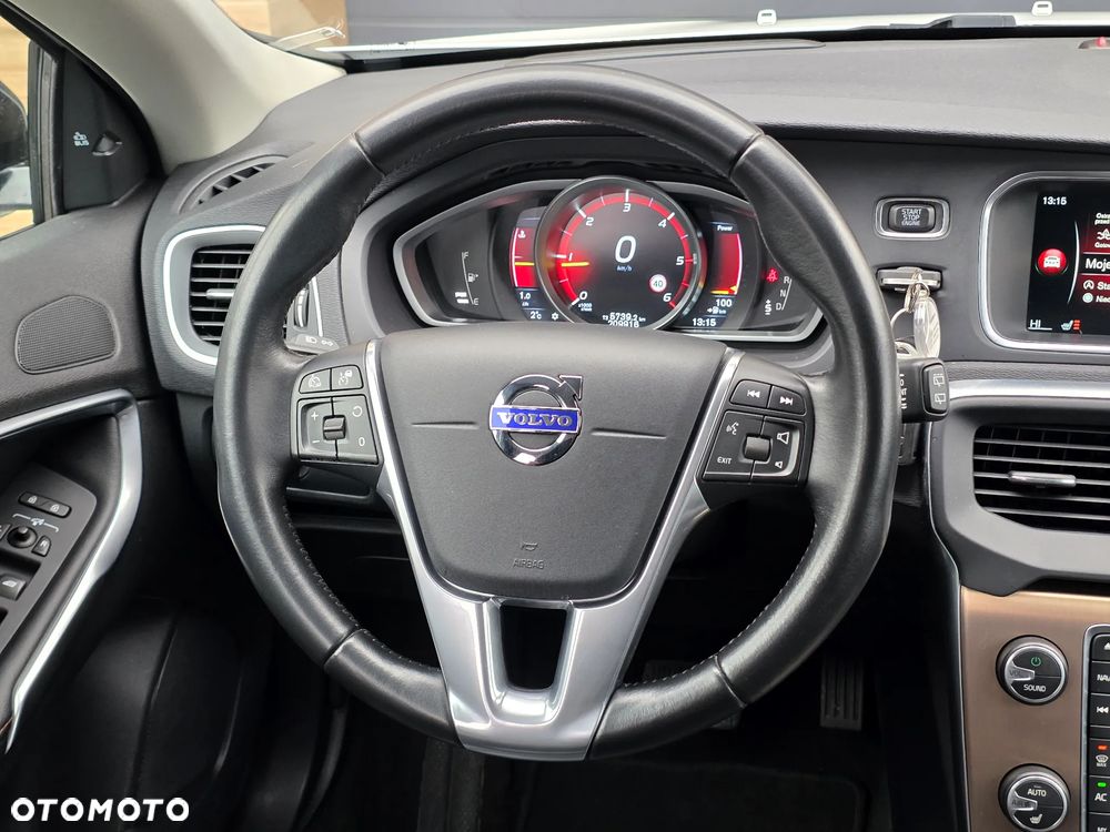 Volvo V40 Cross Country D4 Drive-E Momentum - 24