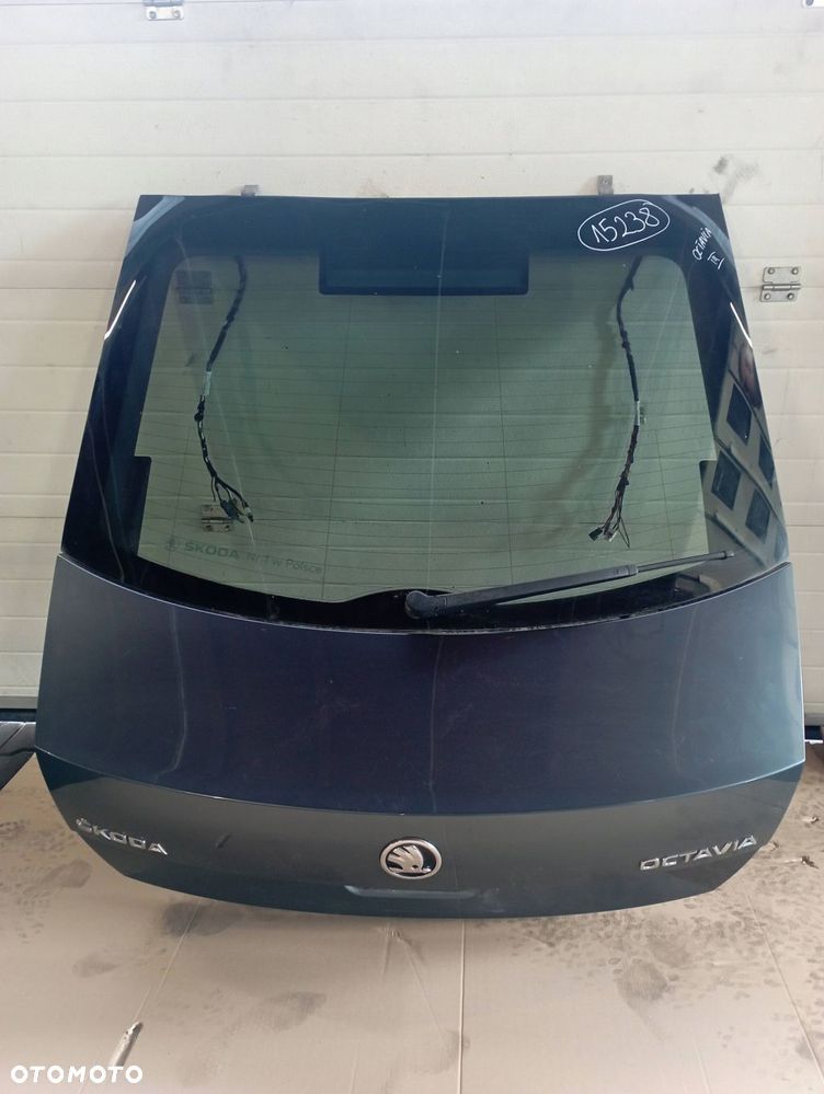 SKODA OCTAVIA III 3 KLAPA BAGAŻNIKA TYŁ TYLNA KOMPLETNA - 1