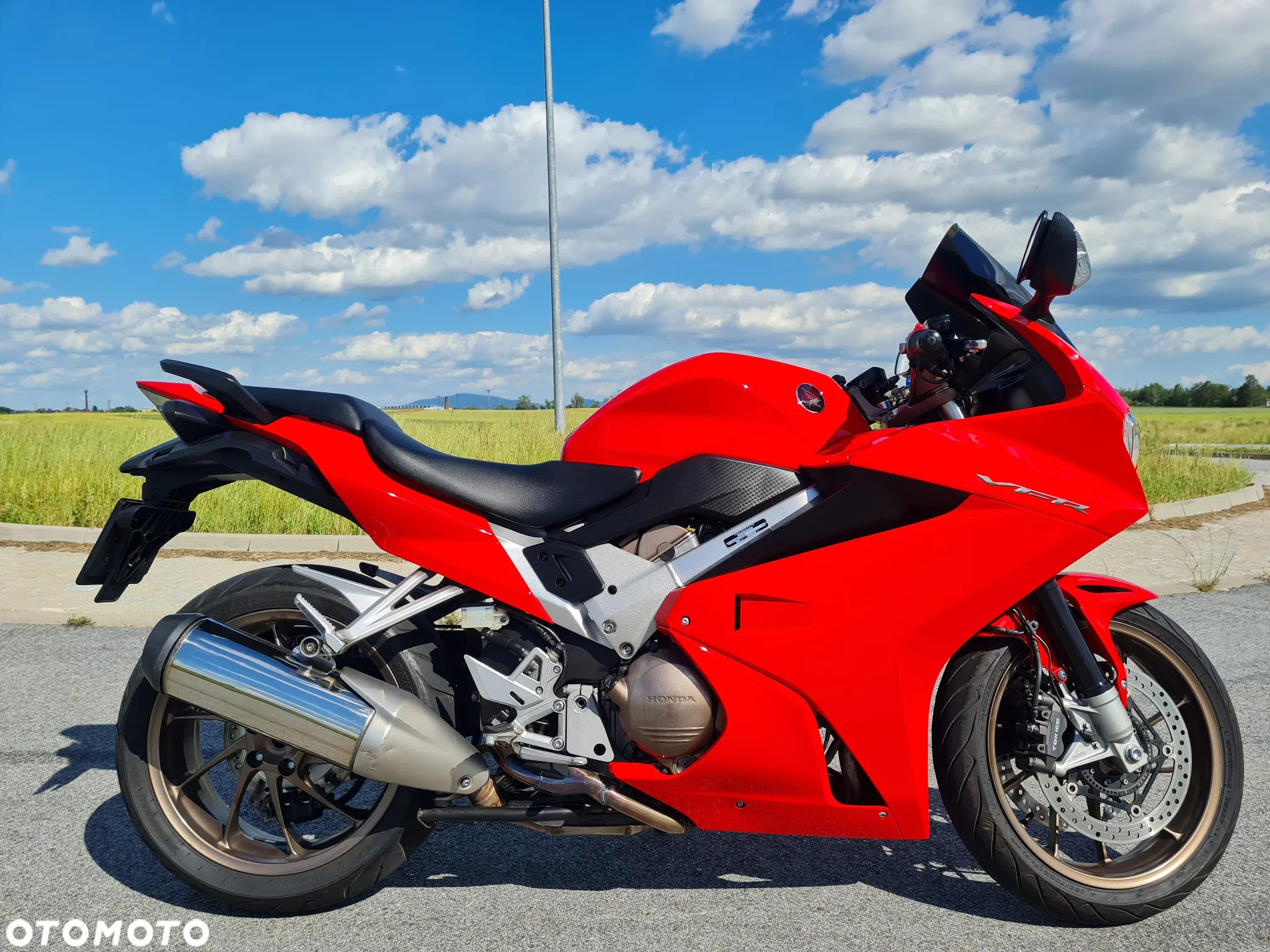 Honda VFR - 2