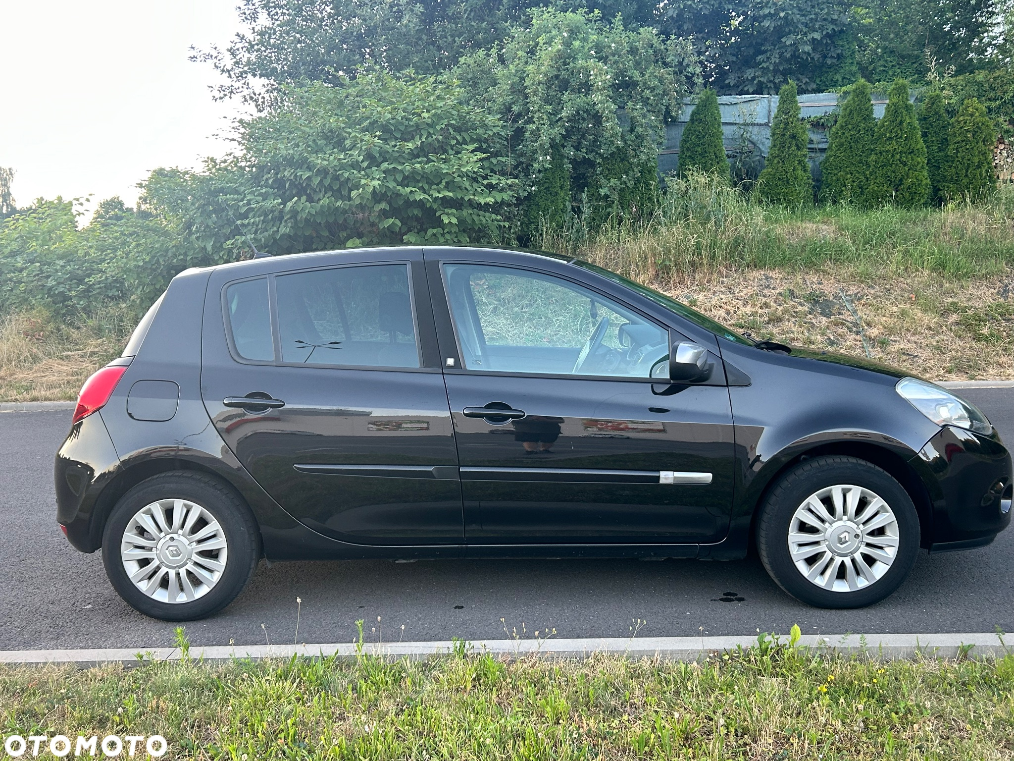 Renault Clio 1.2 16V Dwudziestka Euro5 - 4