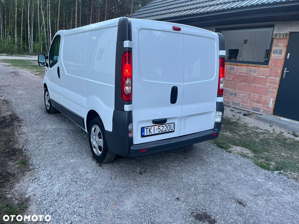 Opel Vivaro - 2