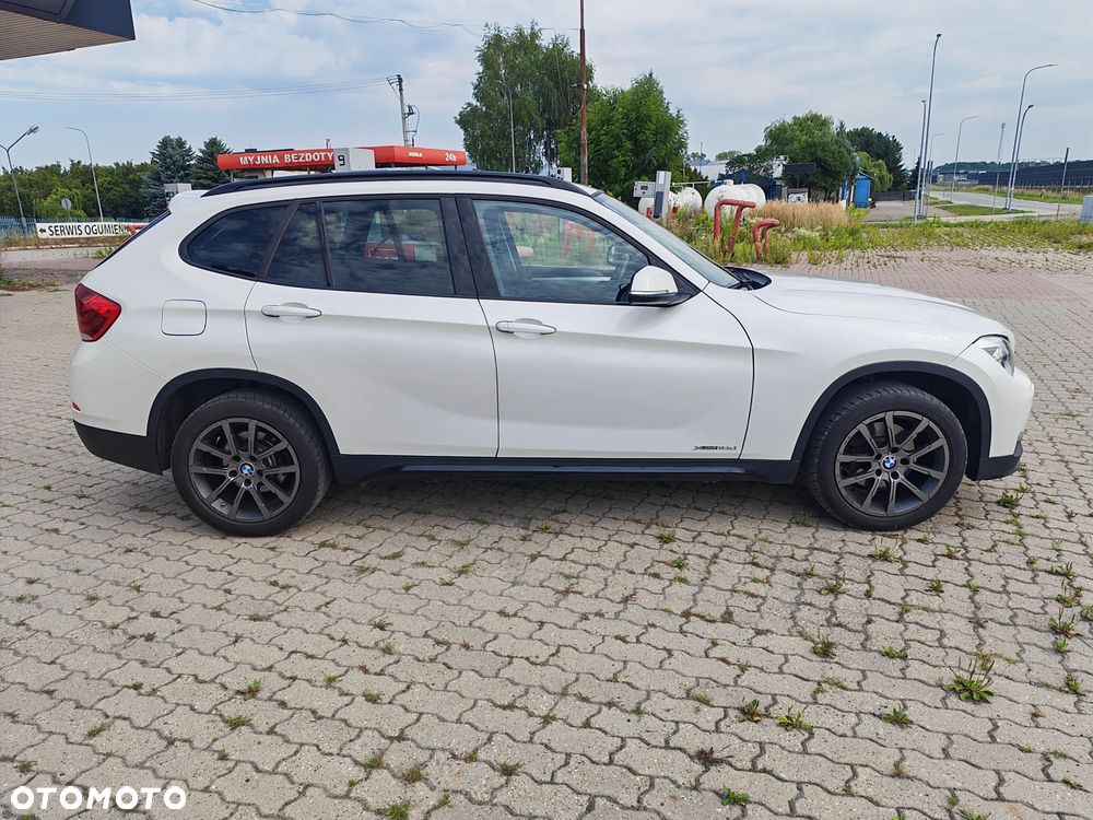 BMW X1 xDrive18d Sport Line - 6
