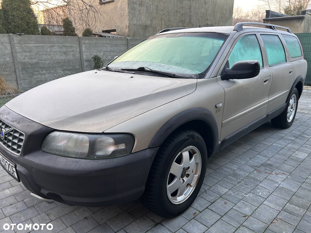 Volvo XC 70 AWD - 2