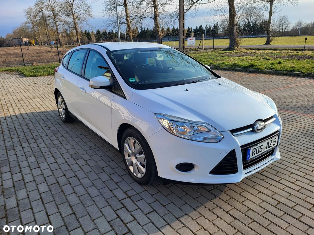 Ford Focus 1.0 EcoBoost Start-Stopp-System TREND - 2