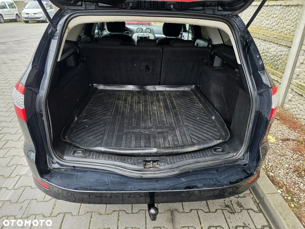 Ford Mondeo - 26