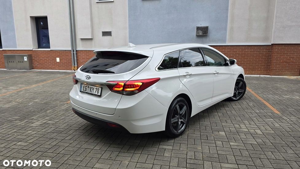 Hyundai i40 1.7 CRDi Premium DCT - 3