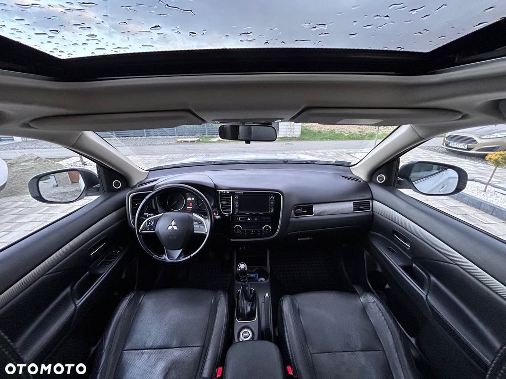 Mitsubishi Outlander 2.2 DI-D 4WD Diamant Edition - 7