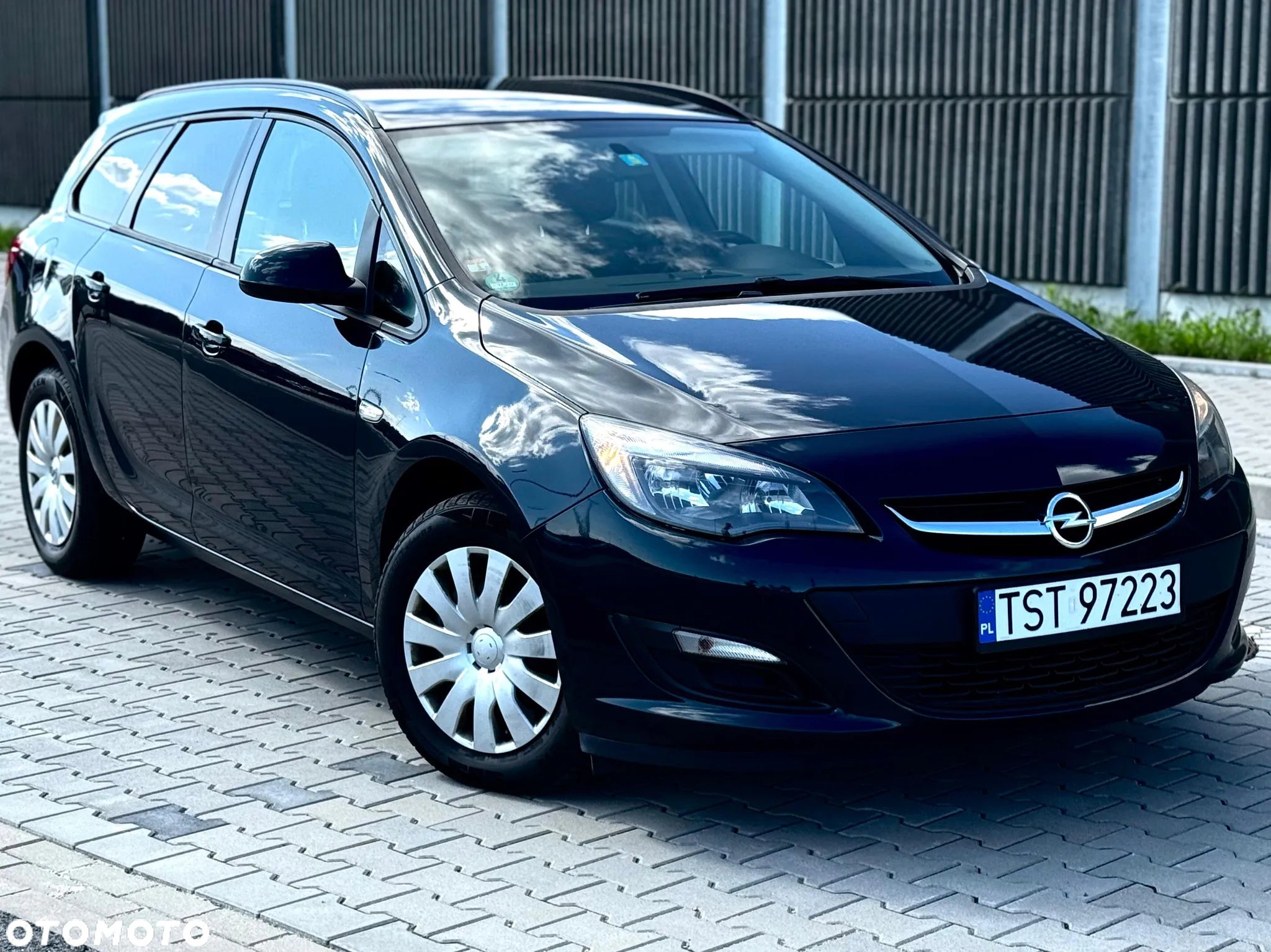 Opel Astra 1.6 CDTI DPF ecoFLEX Start/Stop Exklusiv - 1