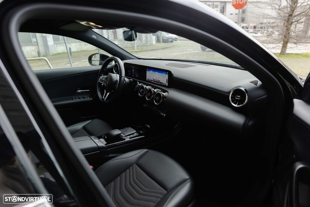Mercedes-Benz A 250 e Style Plus - 22