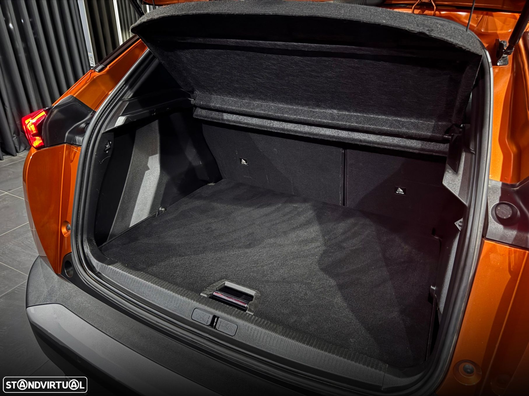 Peugeot 2008 1.2 PureTech Allure Pack EAT8 - 35