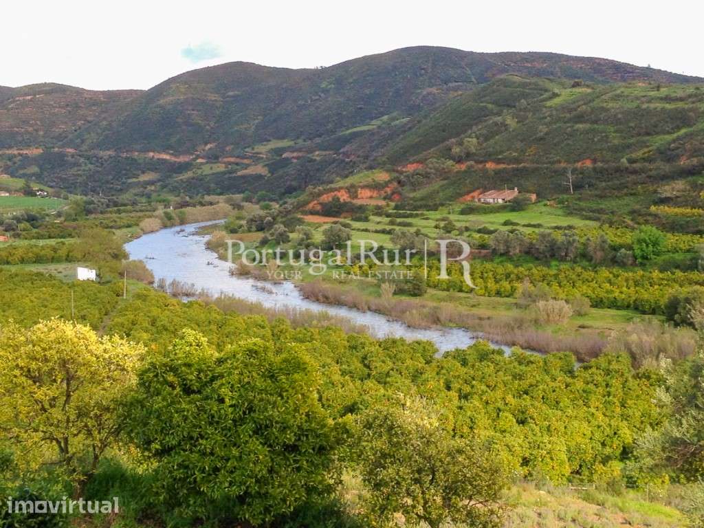 Herdade de 218Ha próxima à Costa Algarvia - Grande imagem: 2/50