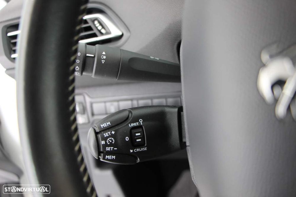 Peugeot 308 1.5 BlueHDi Business Line - 15