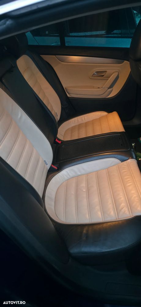 Volkswagen Passat - 4