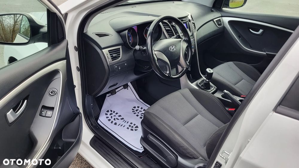 Hyundai i30 i30cw 1.4 Advantage - 7