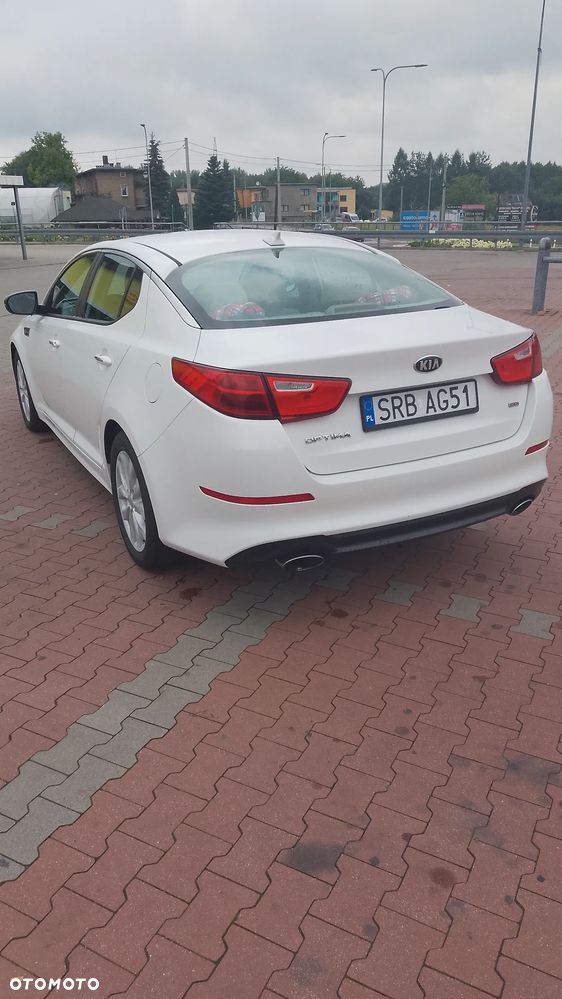 Kia Optima - 7
