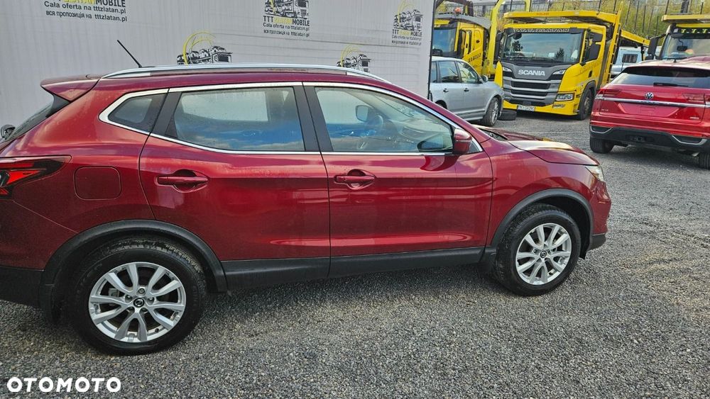 Nissan Rogue - 17