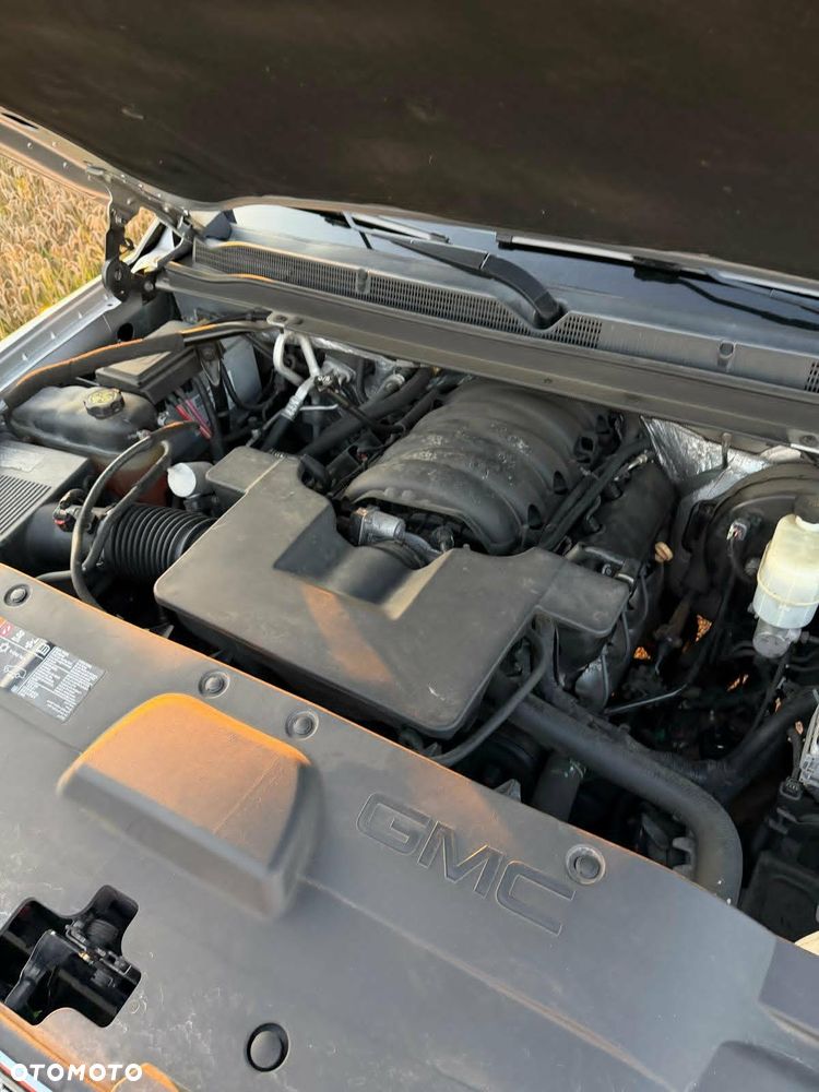 GMC Yukon Denali 6.2 XL - 11