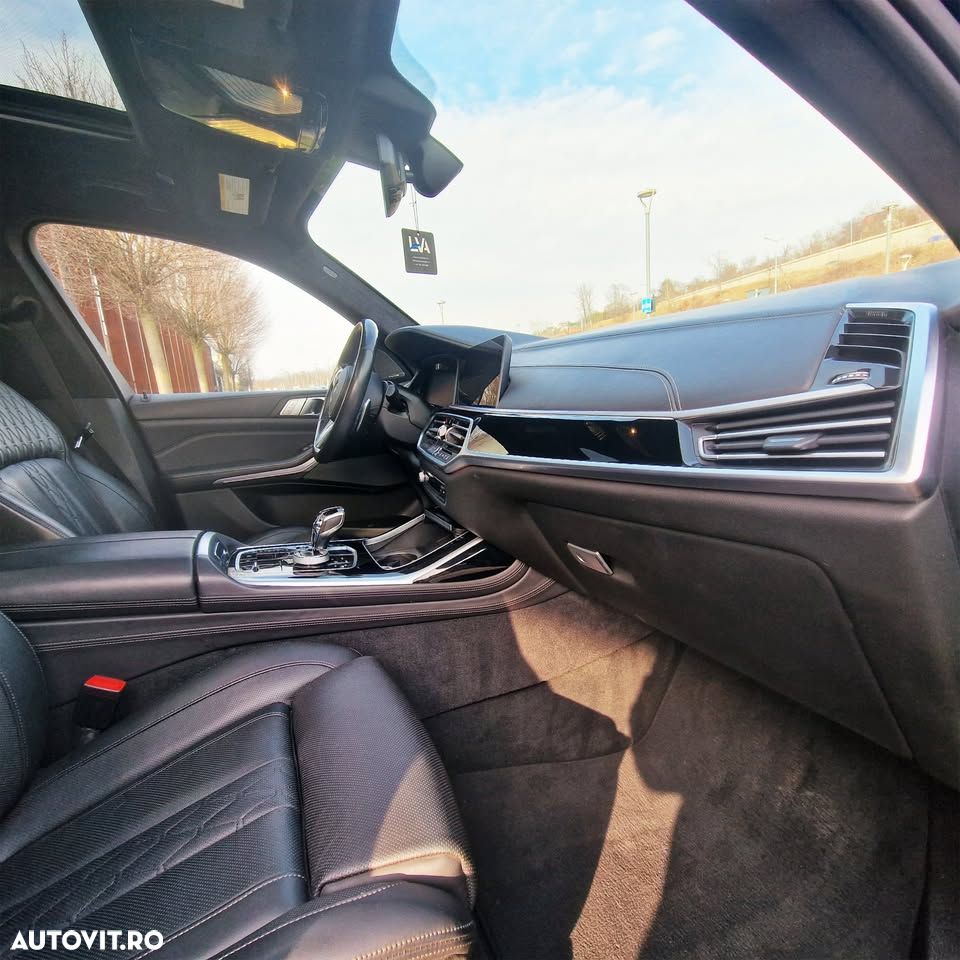 BMW X7 - 17