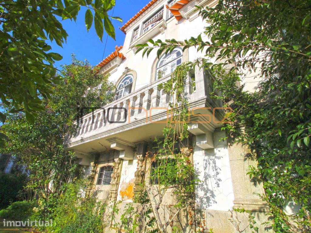 Terreno com casa senhorial do século XIX ( Zona Espaço Central II) - Grande imagem: 3/10