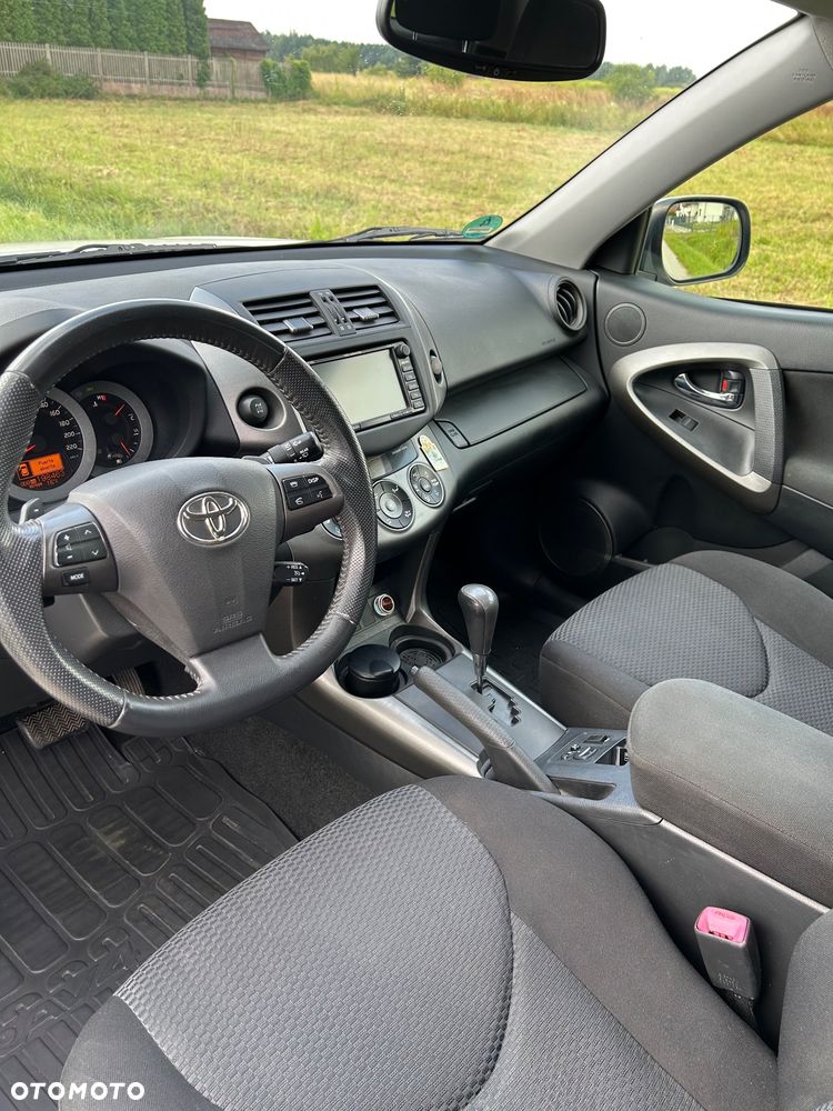 Toyota RAV4 2.0 VVT-i Sol NAVI MS - 16