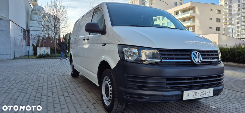 Volkswagen Transporter - 10