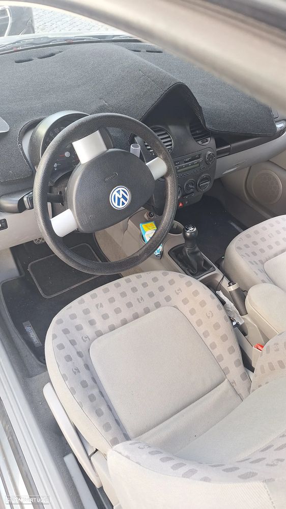 VW New Beetle 1.4 - 6