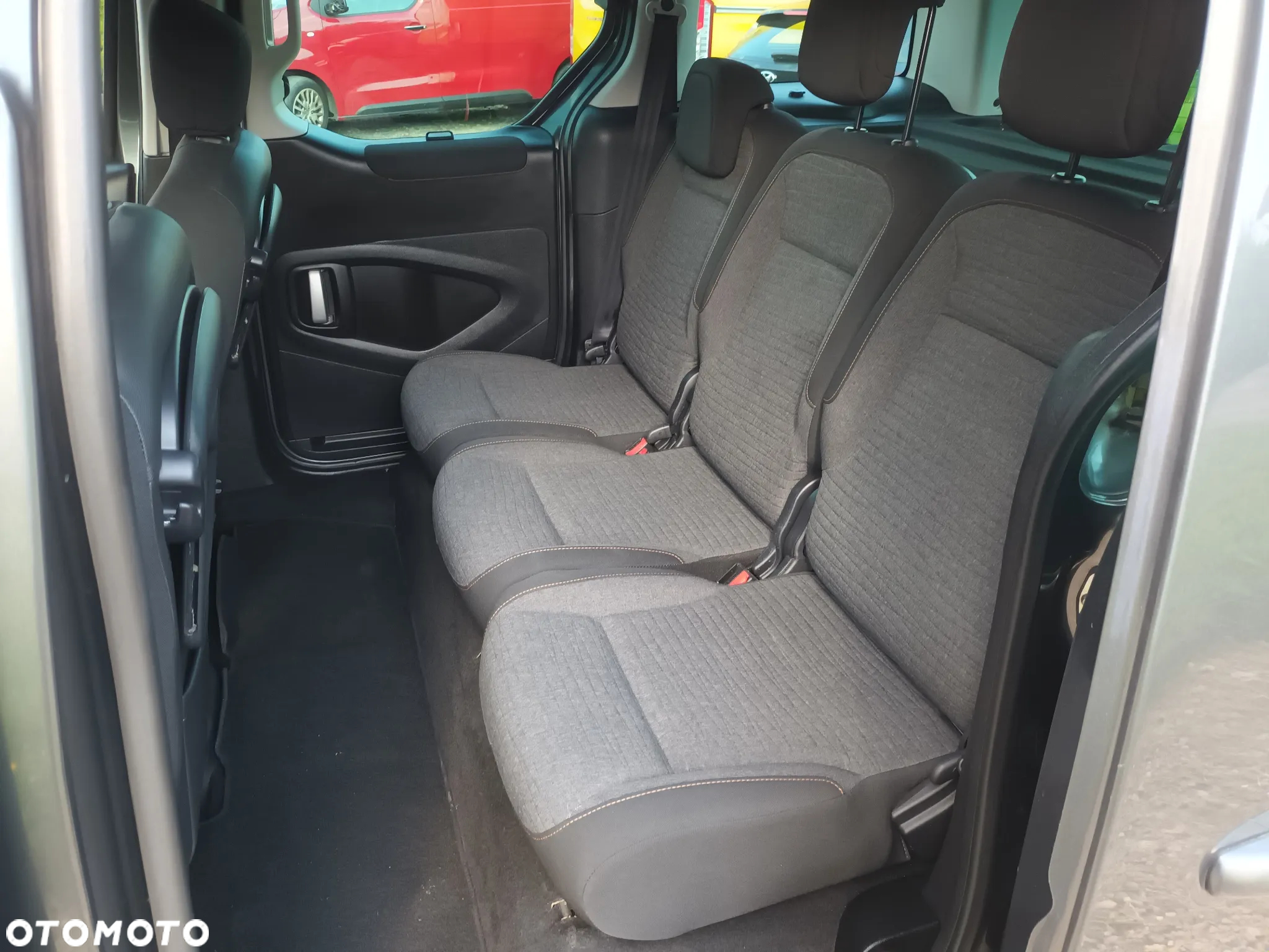Citroën Berlingo 1.6 BlueHDi XTR S&S - 13