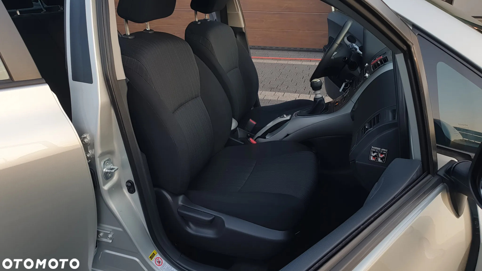 Toyota Auris 1.4 VVT-i Team - 20