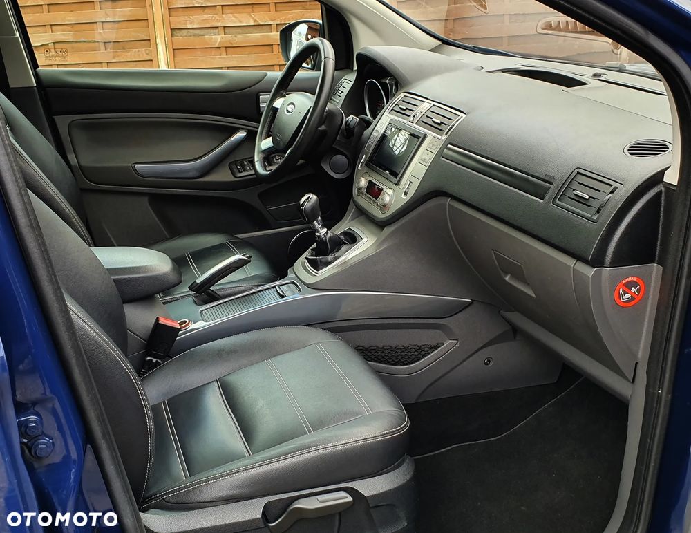Ford Kuga 2.0 TDCi 4x4 Titanium - 10
