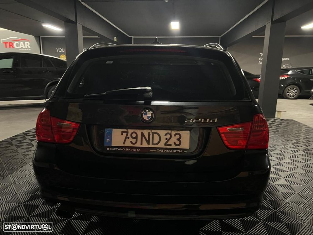 BMW 320 d Touring Navigation Sport - 5