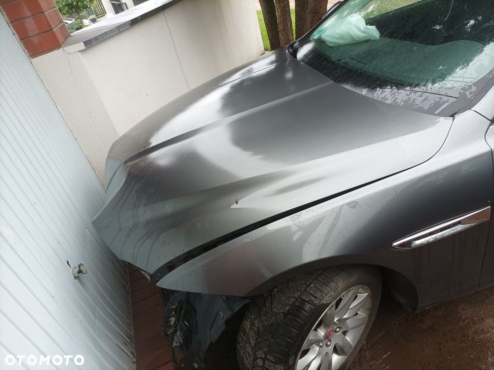 Jaguar XF - 3