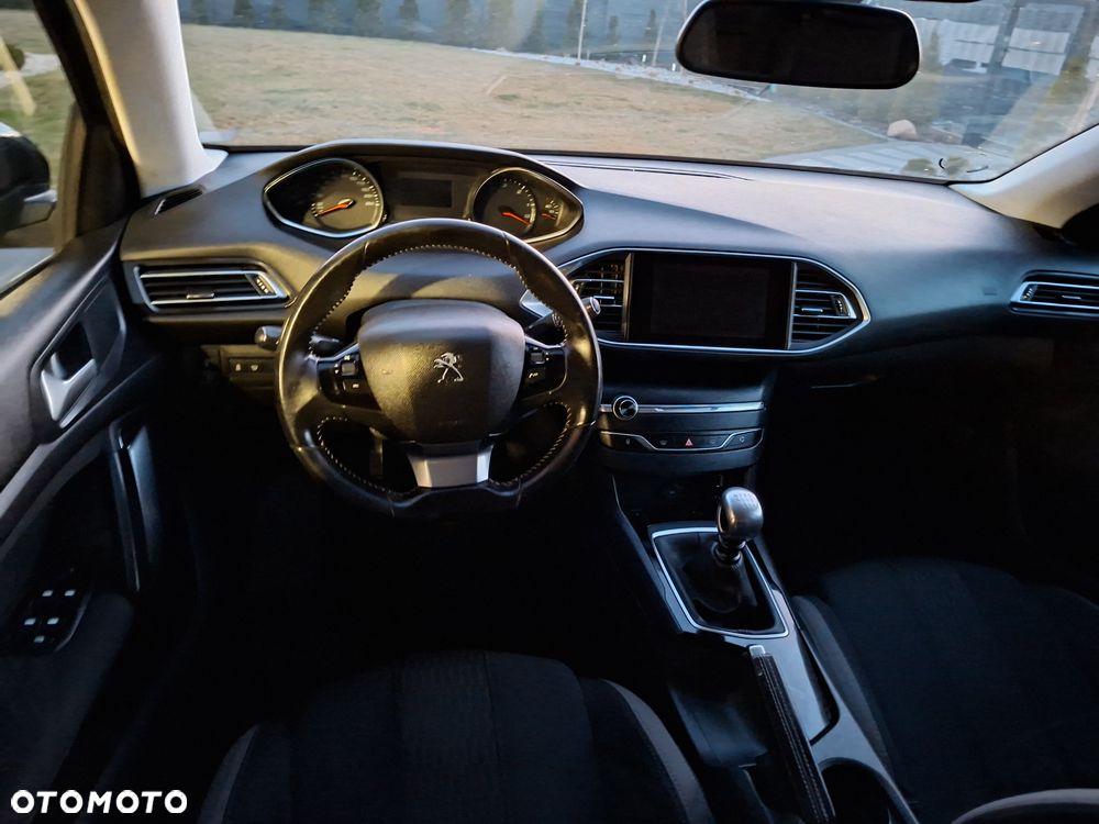 Peugeot 308 - 7