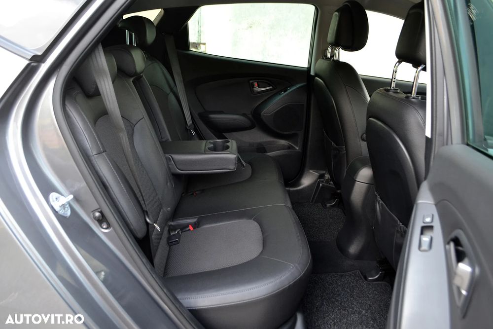 Hyundai ix35 2.0 CRDI 4WD Automatik Style - 9