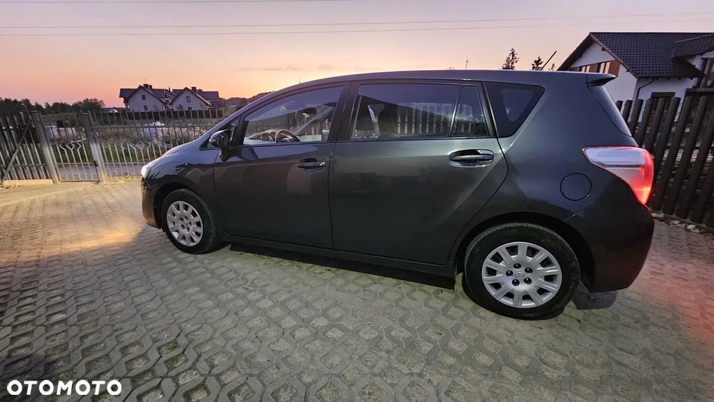 Toyota Verso 1.6 Active - 12