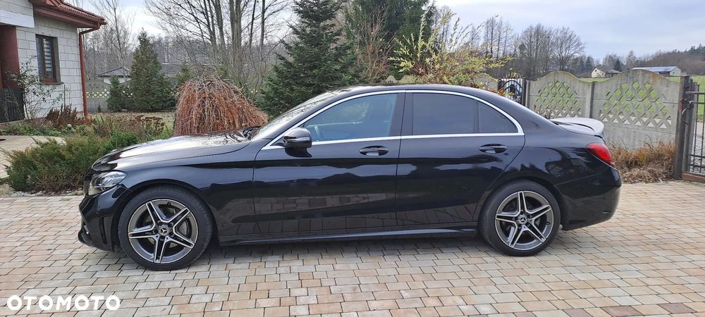 Mercedes-Benz Klasa C 220 d 9G-TRONIC AMG Line - 3