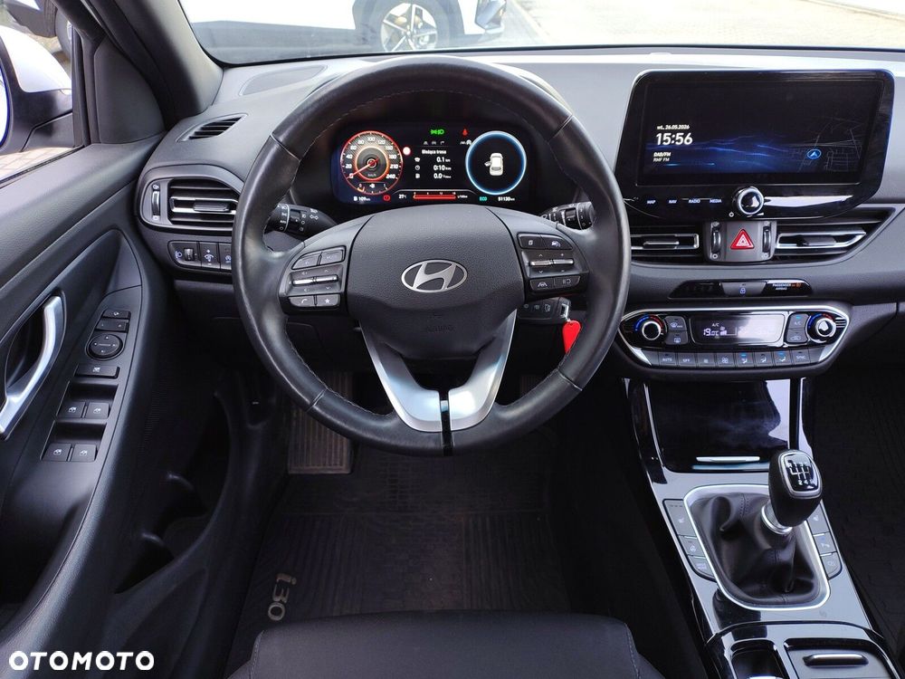 Hyundai i30 1.5 T-GDI 48V Smart - 13