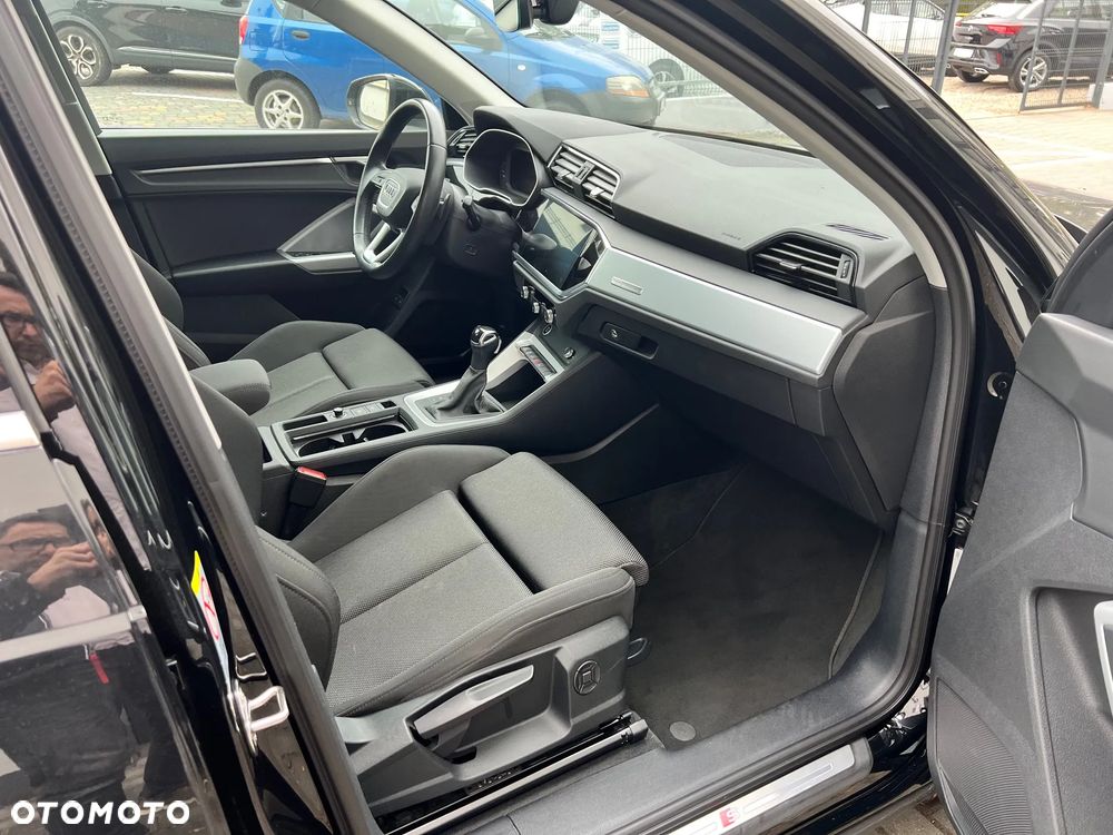 Audi Q3 45 TFSI e S Line S tronic - 17