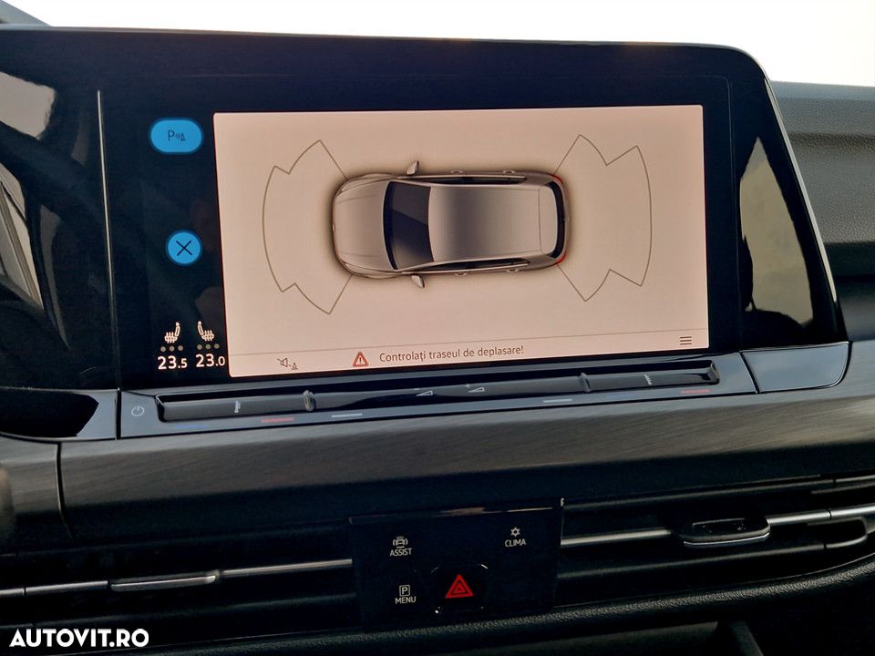 Volkswagen Golf 1.5 eTSI ACT DSG MHEV Style - 23