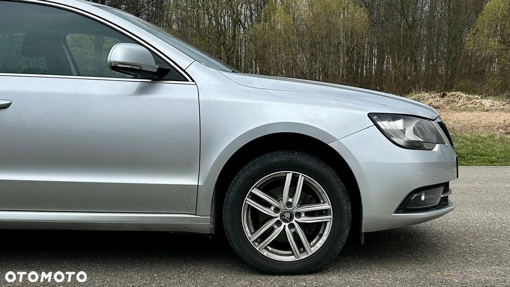 Skoda Superb 1.6 TDI Comfort / Active Greenline - 9
