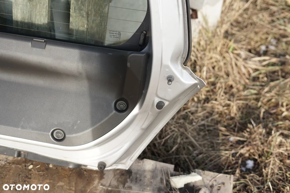 Klapa bagażnika tył Suzuki Swift V MK.7 ZCC - 13
