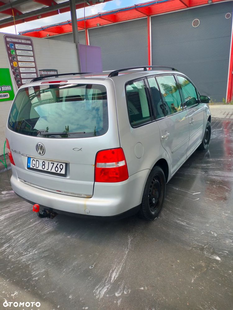 Volkswagen Touran 1.6 Basis - 5