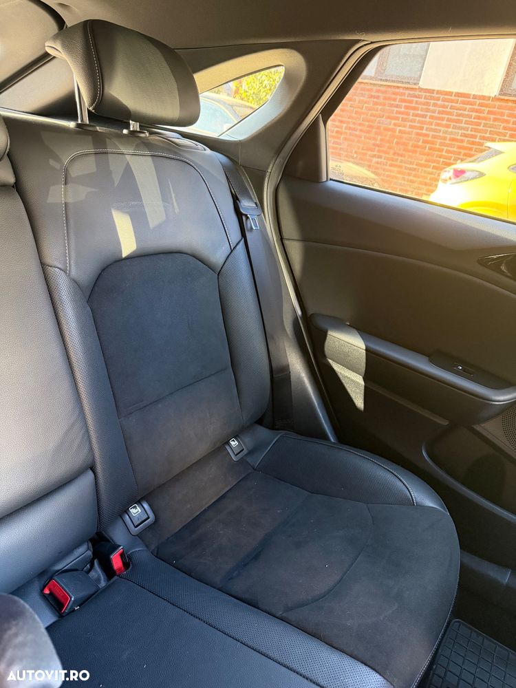 Kia Pro Ceed ProCeed 1.4 T-GDI 7DCT GT Line - 17