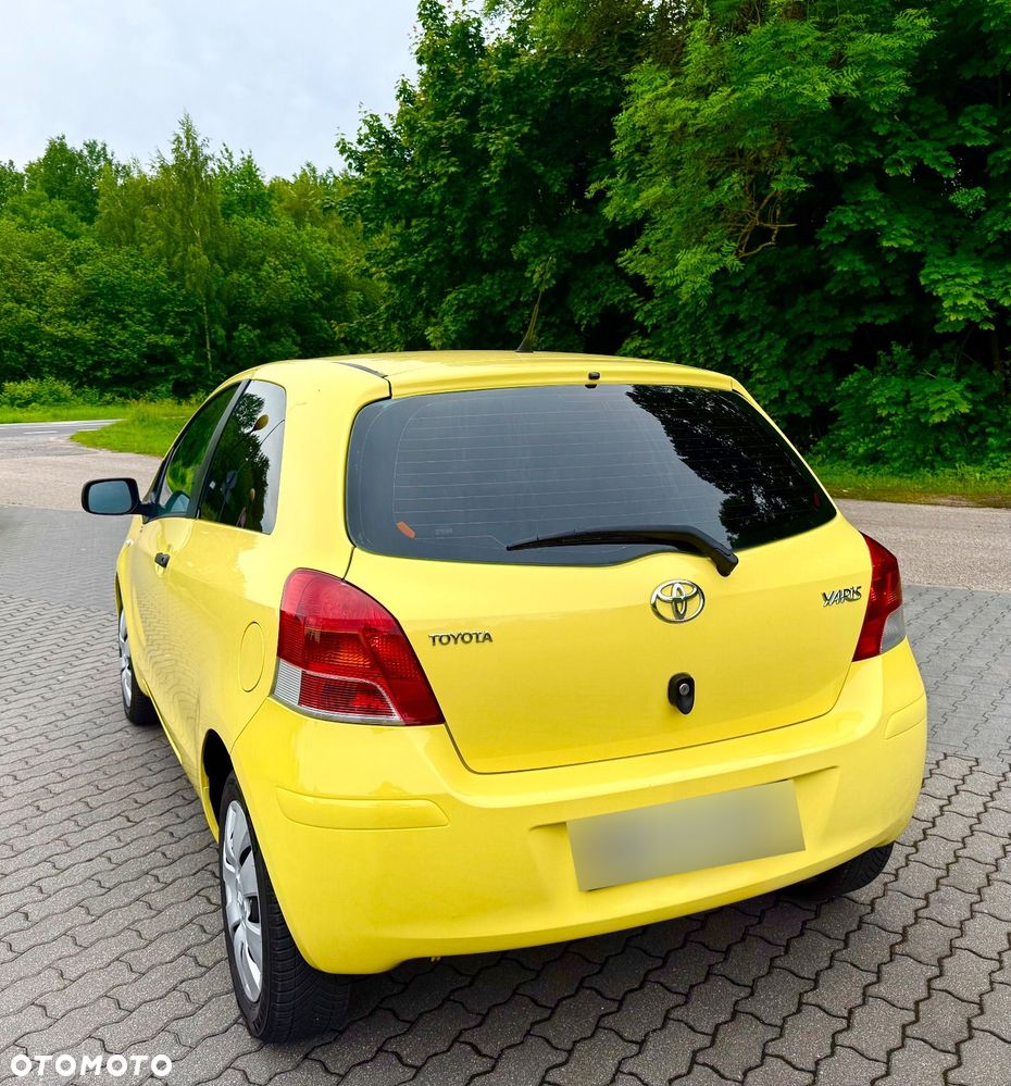 Toyota Yaris - 5
