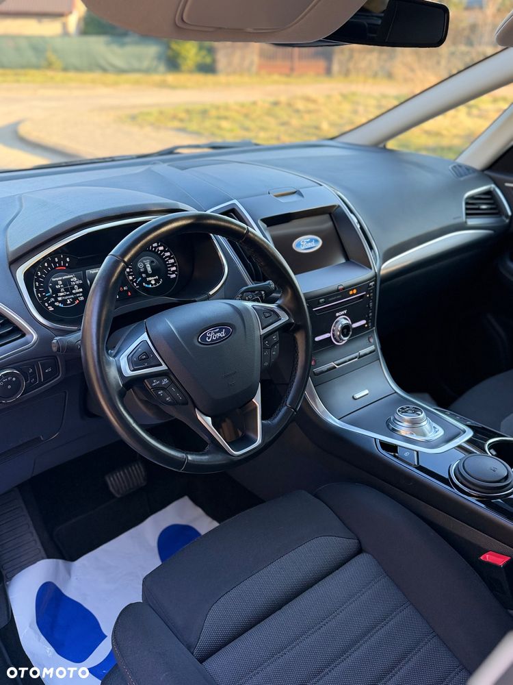 Ford S-Max 2.0 EcoBlue Titanium - 21